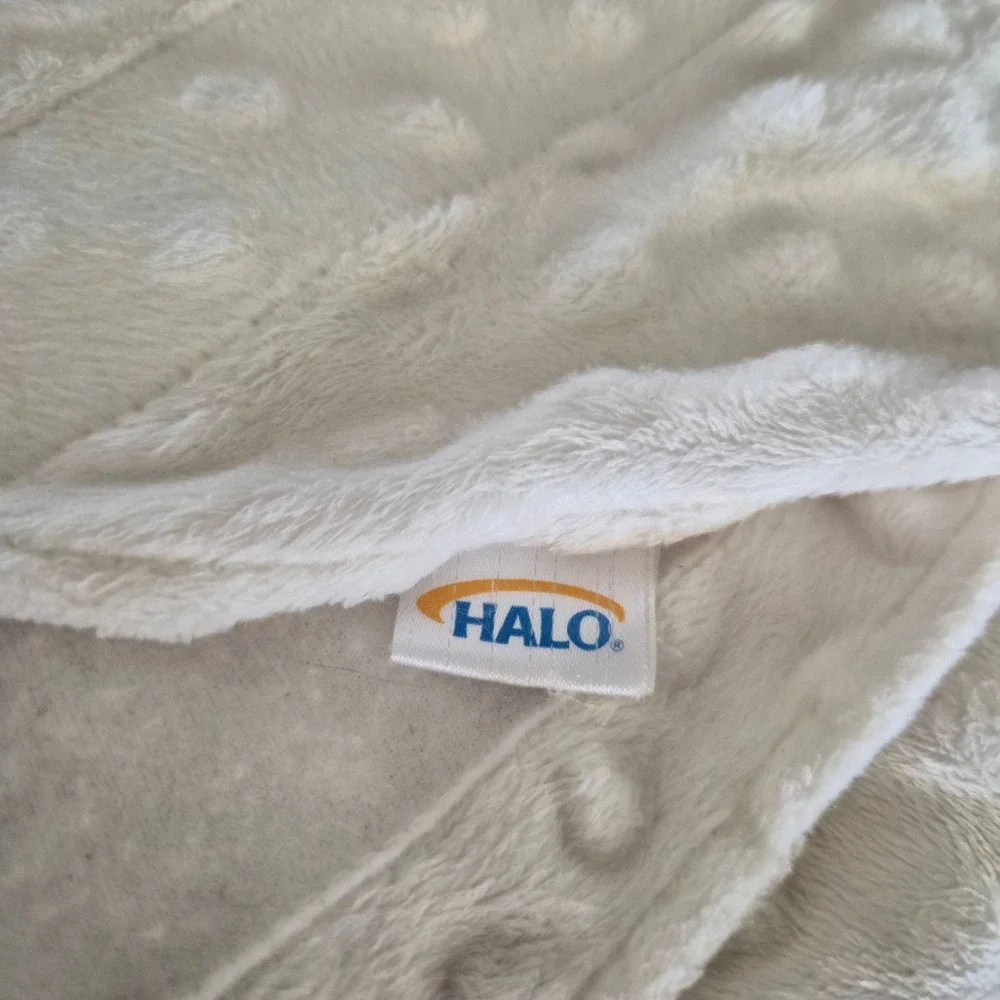 HALO SleepSack‎ Swaddle Newborn Cream Minky Dot Wearable Blanket 6-12 lbs NB